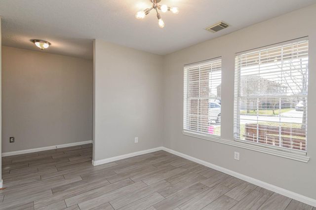 245 Lake Estates Drive, Montgomery, TX 77356