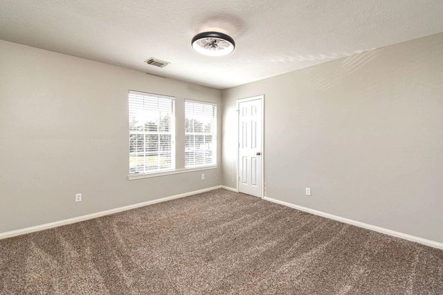 245 Lake Estates Drive, Montgomery, TX 77356