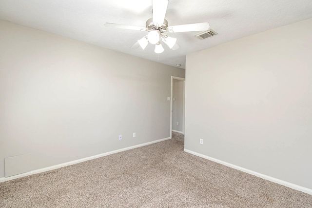 245 Lake Estates Drive, Montgomery, TX 77356