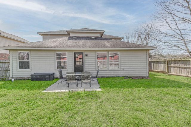 245 Lake Estates Drive, Montgomery, TX 77356