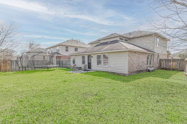 245 Lake Estates Drive, Montgomery, TX 77356