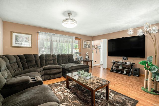 58507 Ox Bow Drive, Elkhart, IN 46516