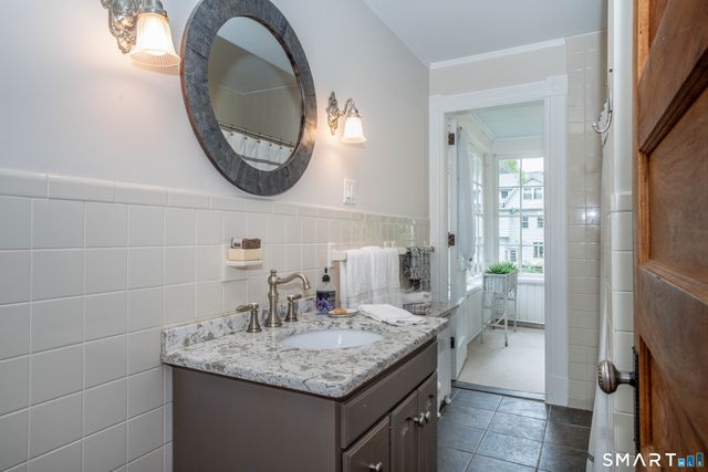 233 Oxford Street, Hartford, CT 06105