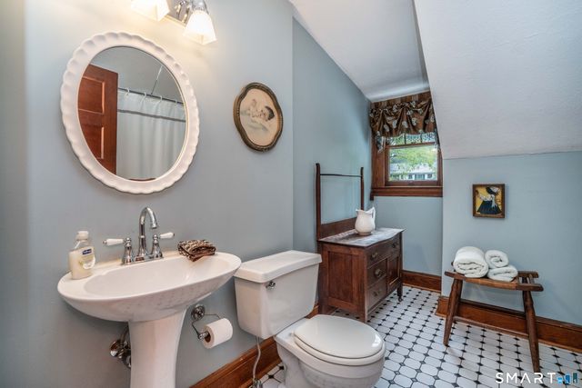 233 Oxford Street, Hartford, CT 06105