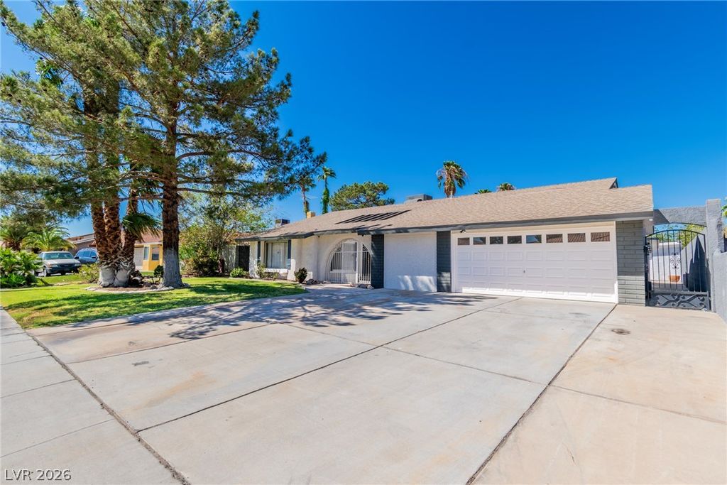 5134 West Desert Inn Road, Las Vegas, NV 89146 — exterior