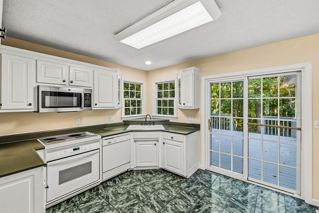 450 Jennifer Lee Court, Woodruff, SC 29388