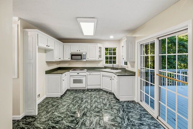 450 Jennifer Lee Court, Woodruff, SC 29388