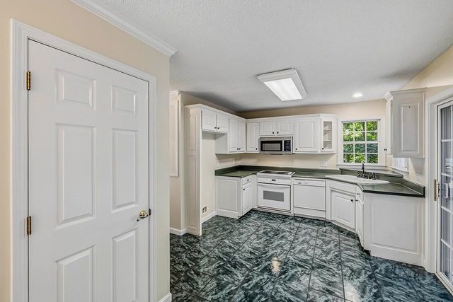 450 Jennifer Lee Court, Woodruff, SC 29388