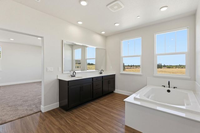 1098 Slalom Way, Lincoln, CA 95648