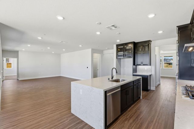 1098 Slalom Way, Lincoln, CA 95648