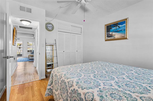 490 SE 19th Avenue 203, Pompano Beach, FL 33060