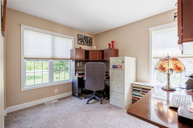 83 Arborway Ln Lane, Greece, NY 14612