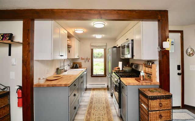 21 Pleasant Drive, Grantham, NH 03753