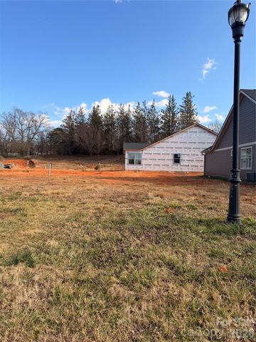 829B Wynnshire Drive Lot 58 Unit B, Hickory, NC 28601