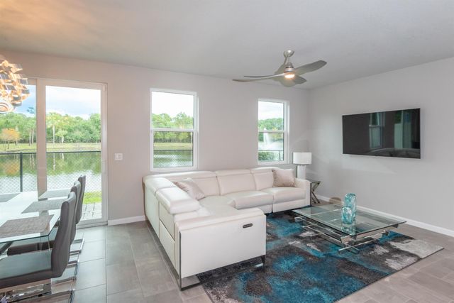 3935 SE Mentmore Lane, Stuart, FL 34997