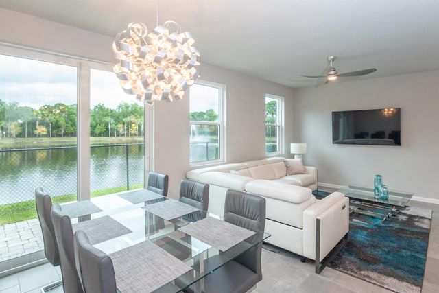 3935 SE Mentmore Lane, Stuart, FL 34997