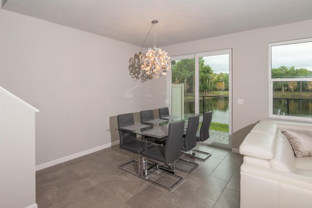 3935 SE Mentmore Lane, Stuart, FL 34997