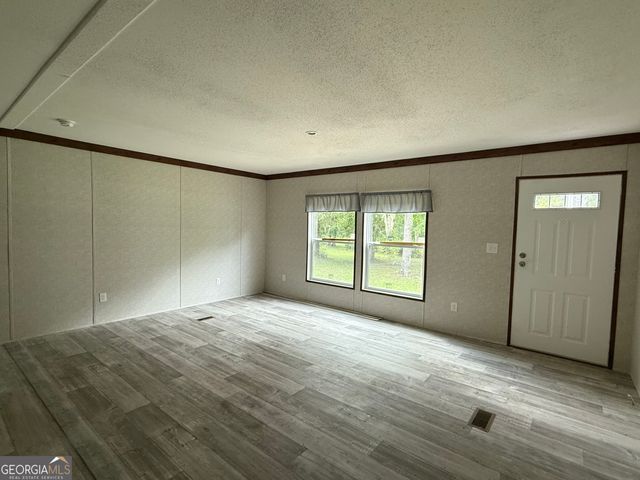 223 Pelican Road, Woodbine, GA 31569