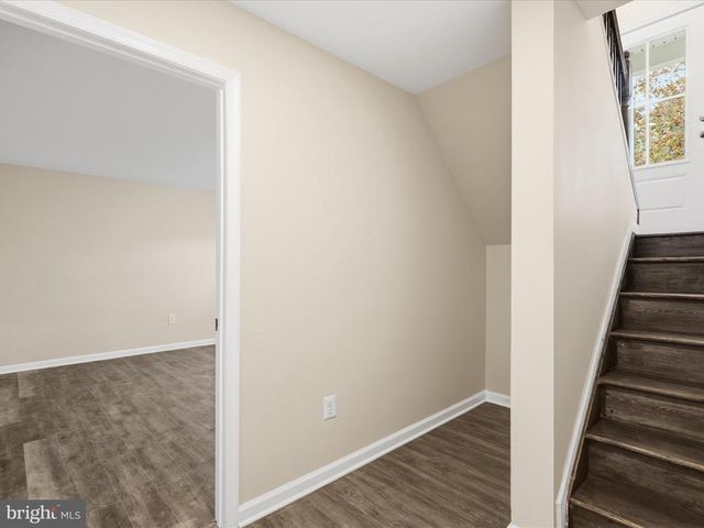 3281 RUSSEL RUN RD, Locust Grove, VA 22508