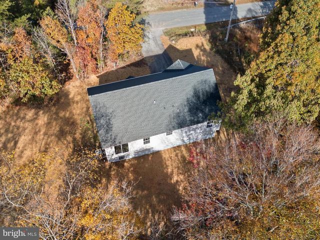 3281 RUSSEL RUN RD, Locust Grove, VA 22508