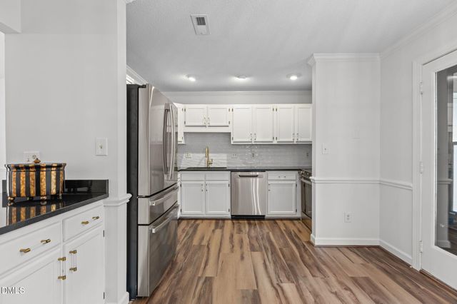 500 W Woodcroft Parkway 18c, Durham, NC 27713