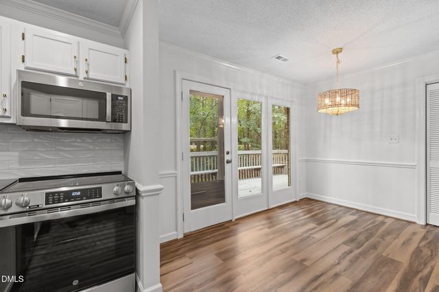 500 W Woodcroft Parkway 18c, Durham, NC 27713