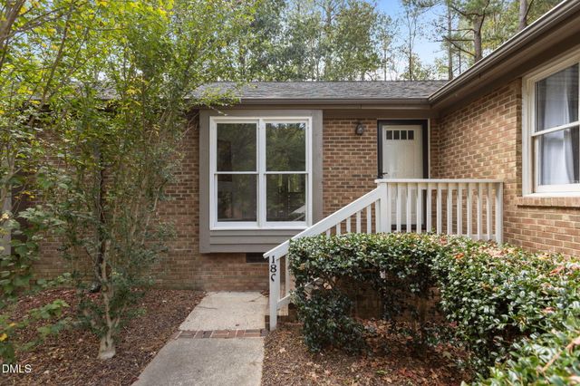 500 W Woodcroft Parkway 18c, Durham, NC 27713