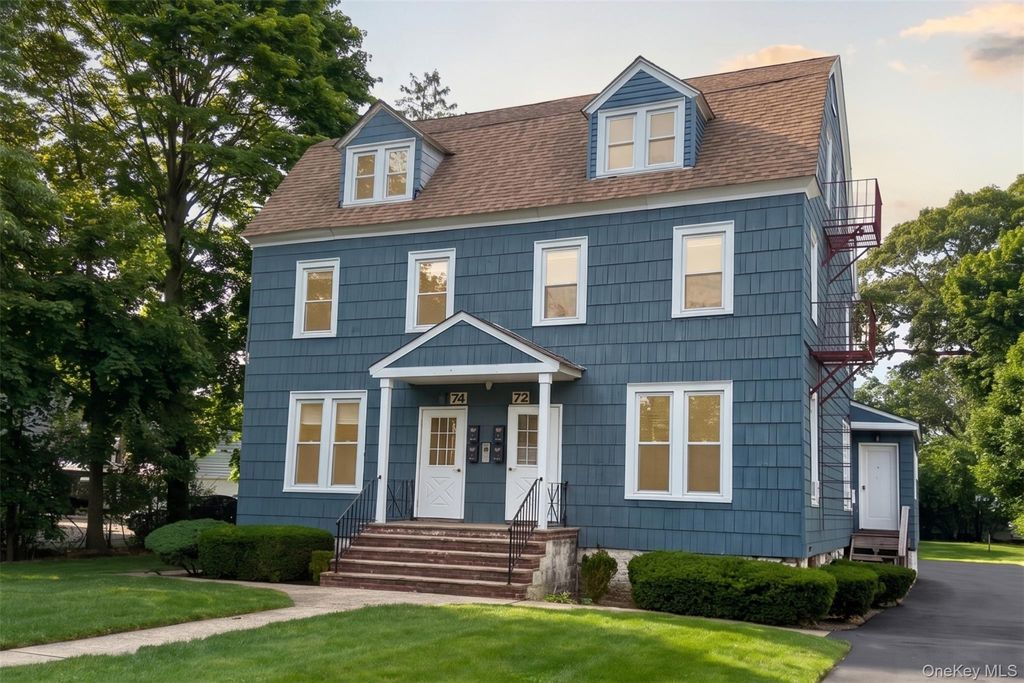 72-74 Pearsall Avenue, Freeport, NY 11520