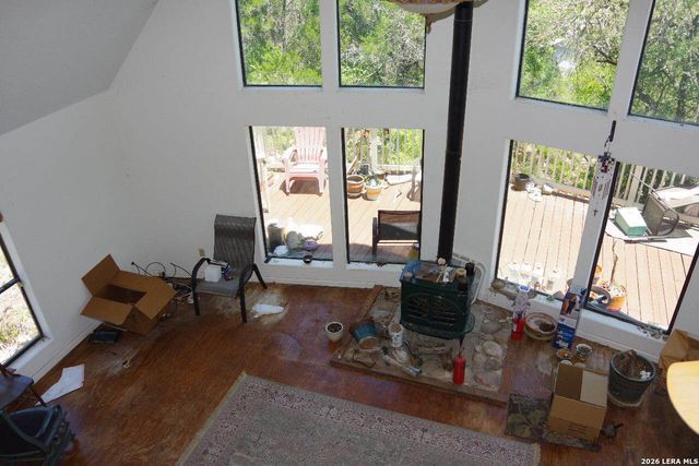 620 County Road 242, Hondo, TX 78861