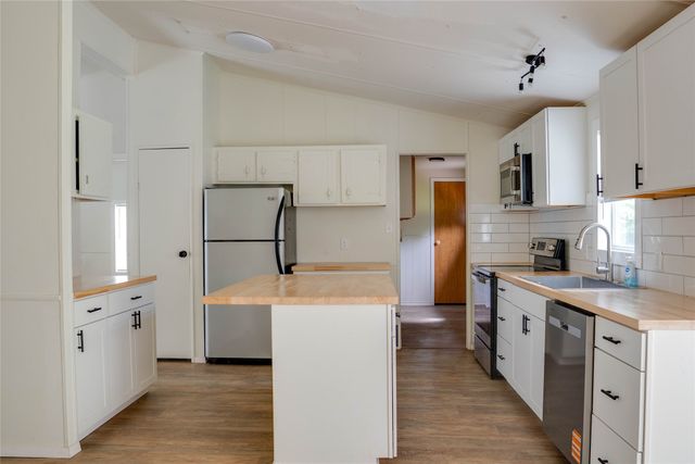 4817 Creekside Road, Melissa, TX 75454