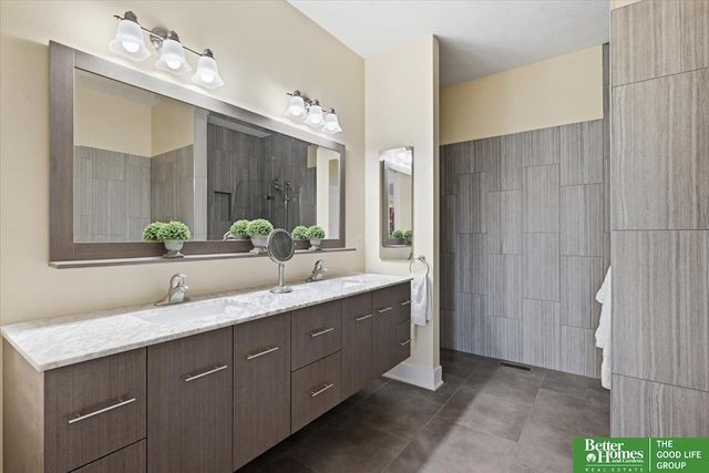 17260 NW 12th Street, Davey, NE 68336