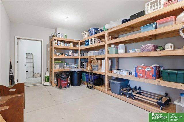 17260 NW 12th Street, Davey, NE 68336