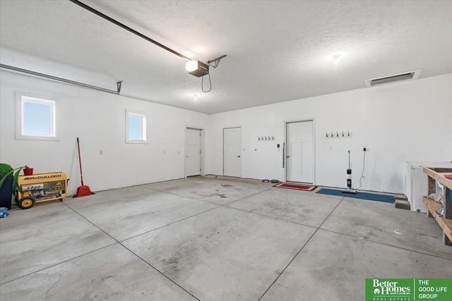 17260 NW 12th Street, Davey, NE 68336
