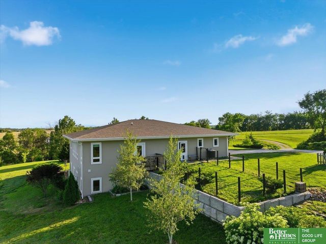 17260 NW 12th Street, Davey, NE 68336
