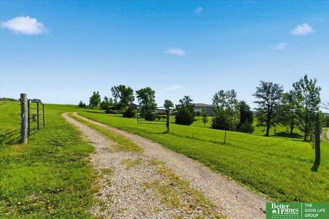 17260 NW 12th Street, Davey, NE 68336
