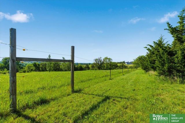17260 NW 12th Street, Davey, NE 68336