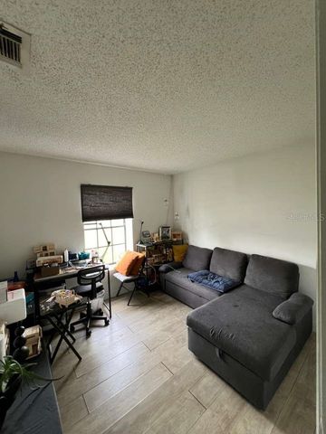 906 SAN PAULO WAY, Kissimmee, FL 34758