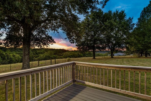 825 & 827 Lon Road, Rogersville, MO 65742