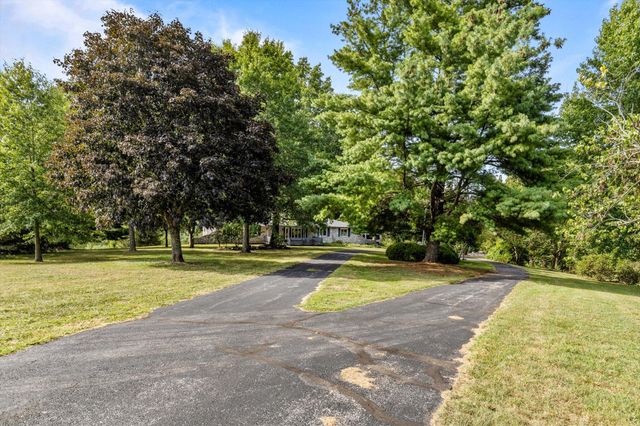 825 & 827 Lon Road, Rogersville, MO 65742