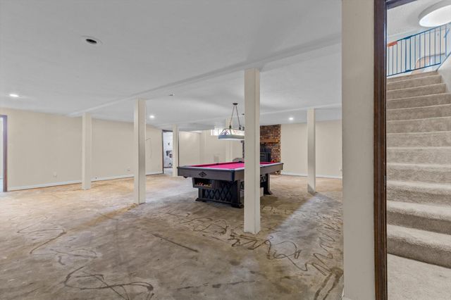 825 & 827 Lon Road, Rogersville, MO 65742