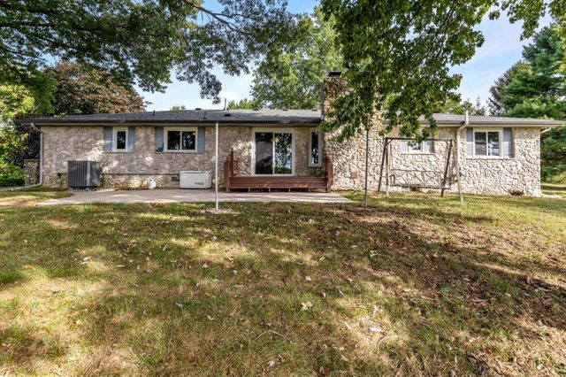 825 & 827 Lon Road, Rogersville, MO 65742