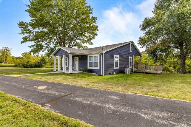 825 & 827 Lon Road, Rogersville, MO 65742