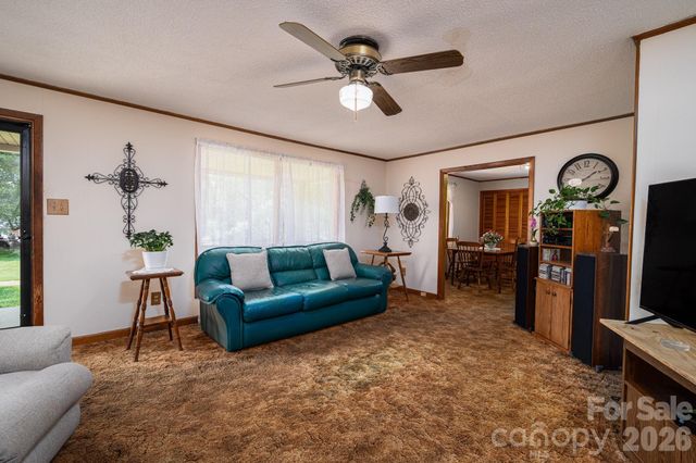 5958 Hoover Elmore Road, Lincolnton, NC 28092