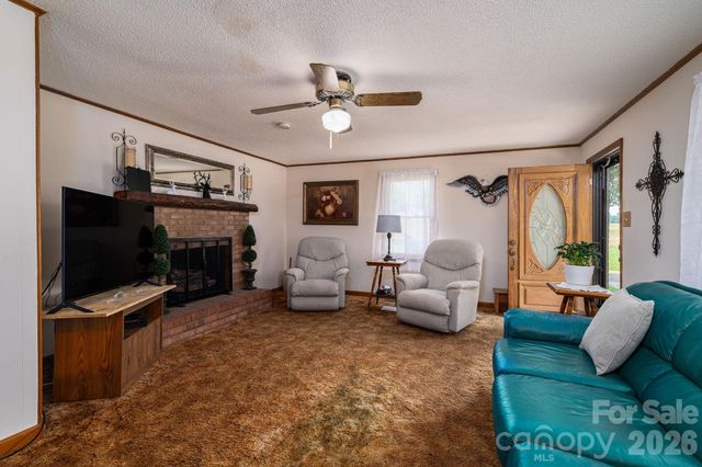 5958 Hoover Elmore Road, Lincolnton, NC 28092