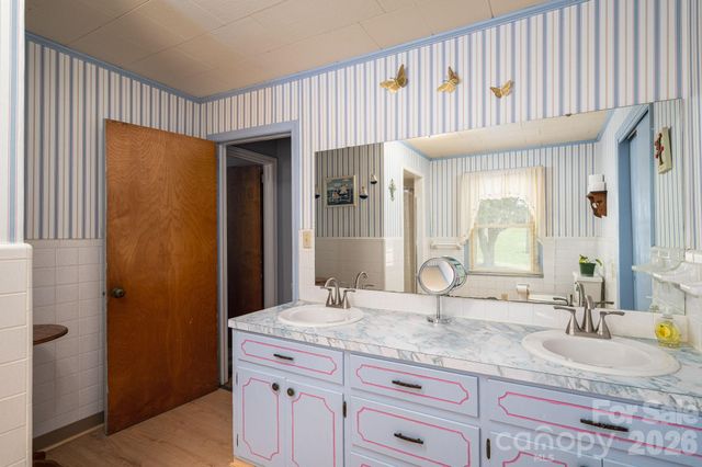 5958 Hoover Elmore Road, Lincolnton, NC 28092