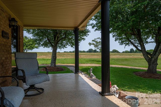 5958 Hoover Elmore Road, Lincolnton, NC 28092