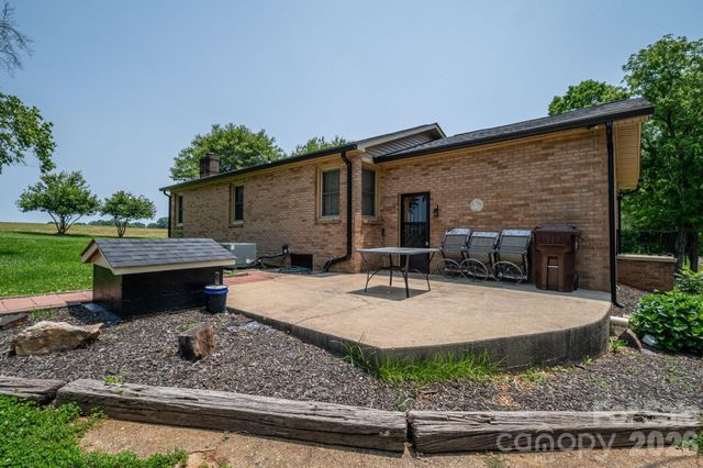 5958 Hoover Elmore Road, Lincolnton, NC 28092