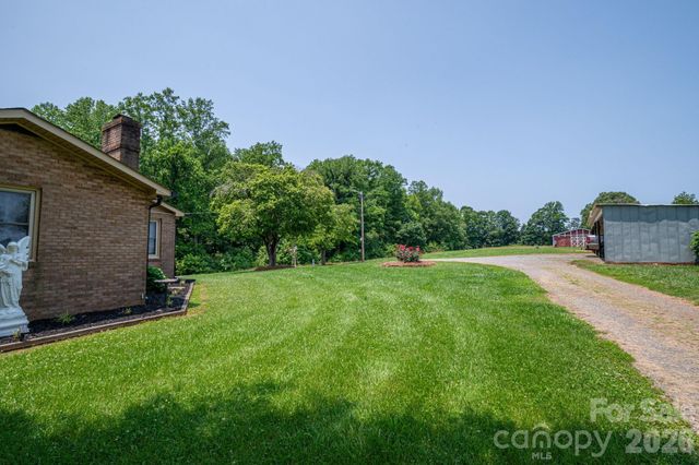 5958 Hoover Elmore Road, Lincolnton, NC 28092