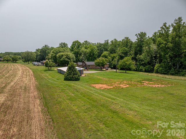 5958 Hoover Elmore Road, Lincolnton, NC 28092