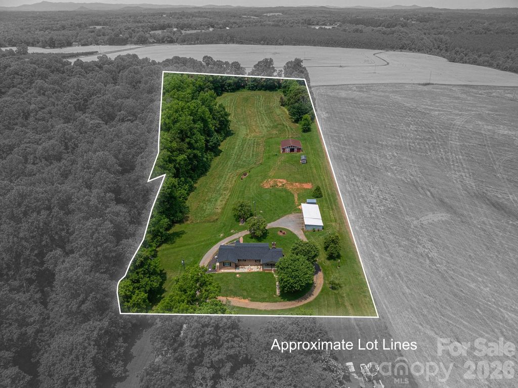 5958 Hoover Elmore Road, Lincolnton, NC 28092